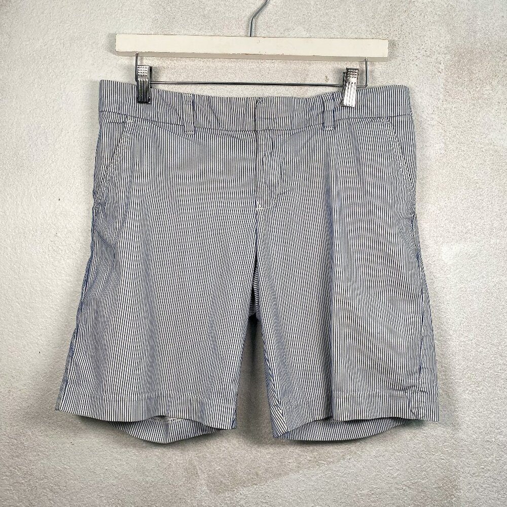 Tommy Hilfiger Shorts Womens Sz 6 Blue White Striped 9” Inseam Casual Nautical
